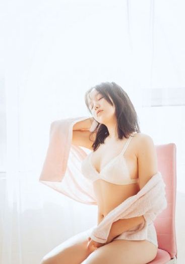 宫廷美女杨贵妃_BD英语手机免费观看完整
