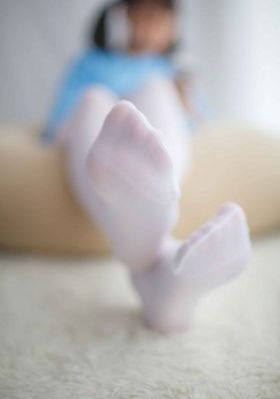 美女叼黑_BD韩语电影全集观看