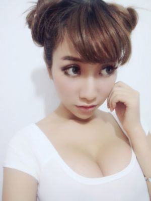 小苹果完整无删减在线观看_超清高清视频观看