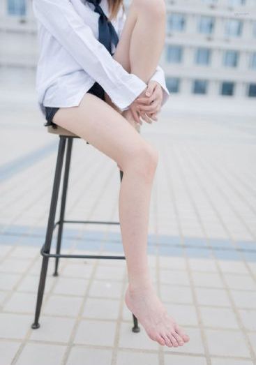 偶像的穴_全集无删减版高清免费观看