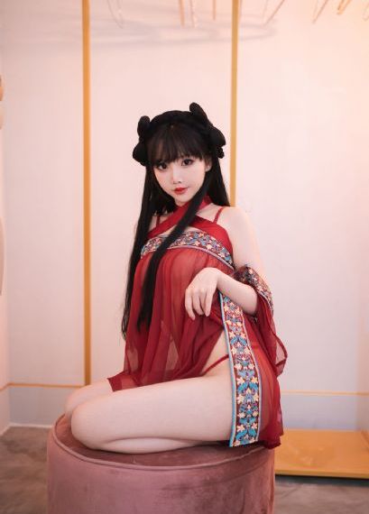 《不戴套的瑜伽教练3》电影_国产剧在线观看电视
