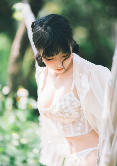 秘密花园电影版免费观看_高清直播在线观看