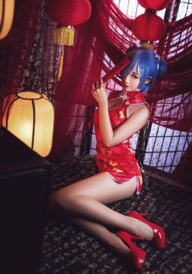 与爱同居小说_720BD在线观看